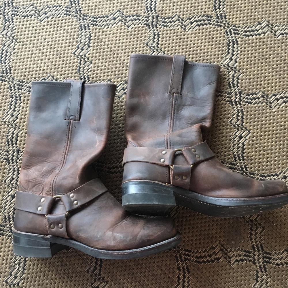Frye Men’s 12m harness boot